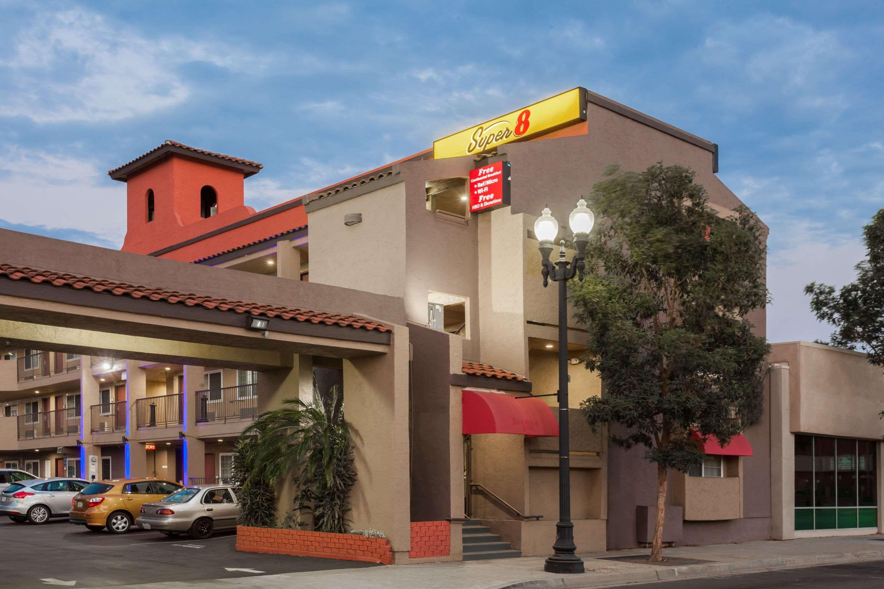 Super 8 By Wyndham El Cajon San Diego Exterior photo
