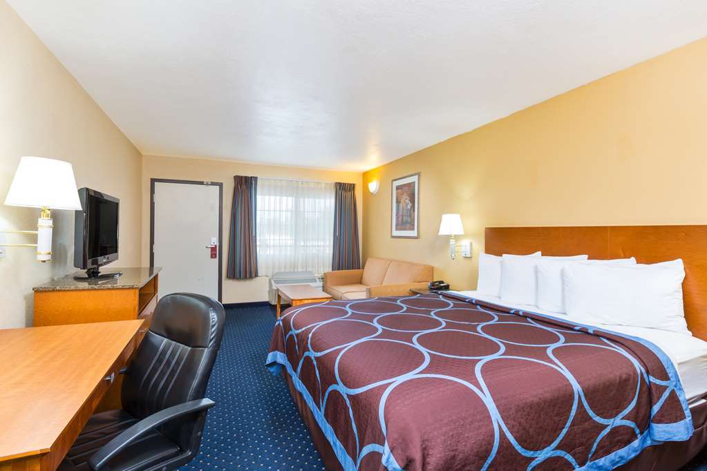 Super 8 By Wyndham El Cajon San Diego Room photo
